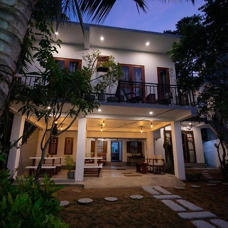 Light House Beach Home Matara Exterior foto
